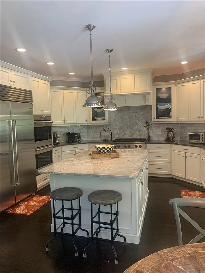 Interior, 105 Considine Ct
